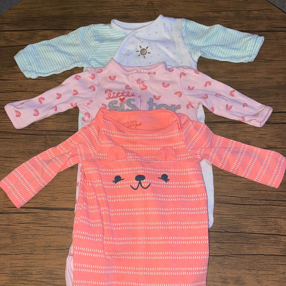 Bundle of 3 pajamas - Size 6 months